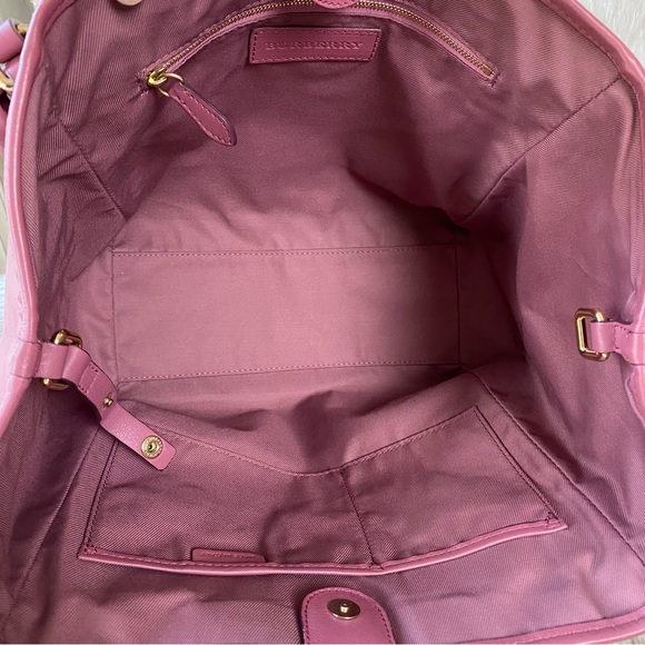 Burberry Haymarket Bows Canter Panel Tote - Picture 11 of 15